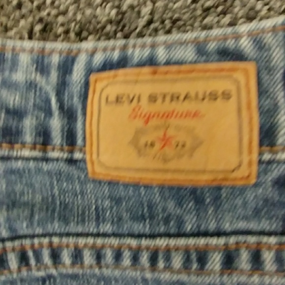 Levi Strauss Signature Mid Rise Boot Cut. 12S - Picture 3 of 7